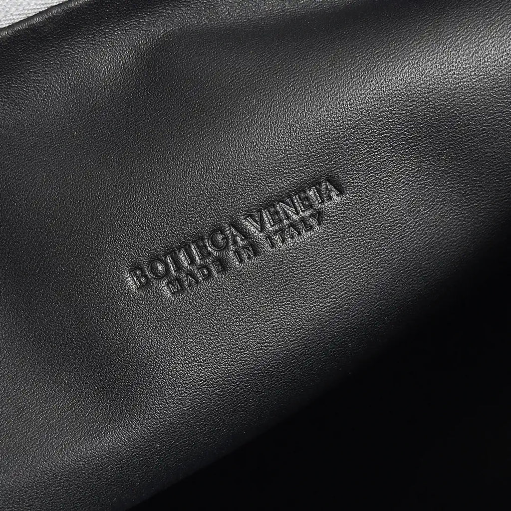 Bottega Veneta BV 690225 Small Jodie BV9118