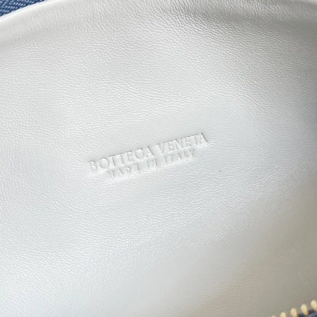 Bottega Veneta BV 690225 Small Jodie BV9124