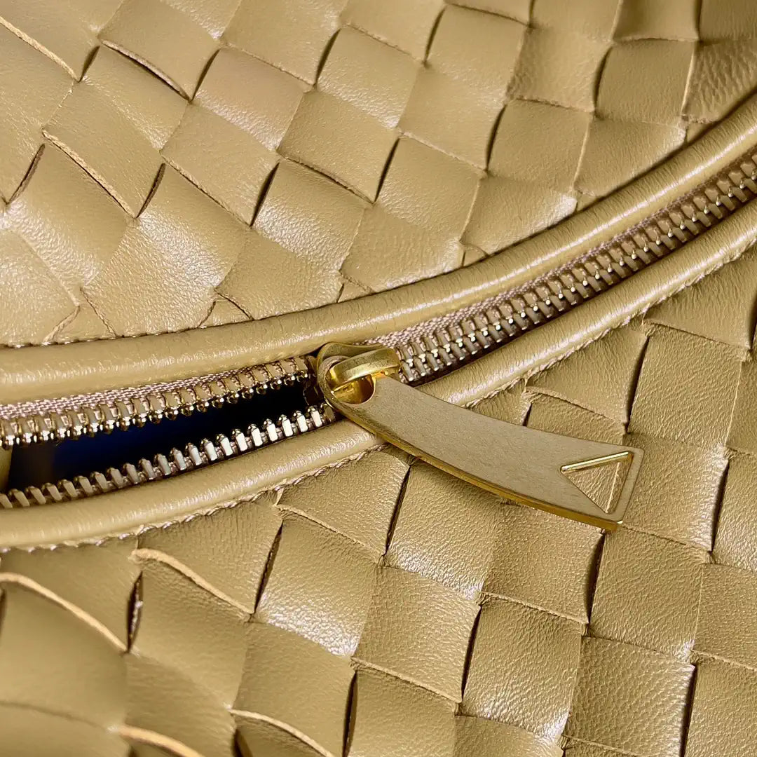 Bottega Veneta BV 690225 Small Jodie BV9104