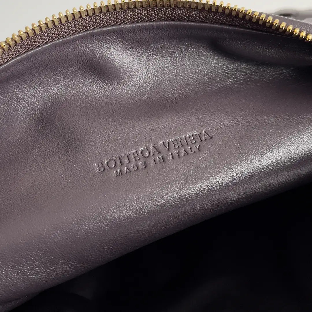 Bottega Veneta BV 690225 Small Jodie BV9106