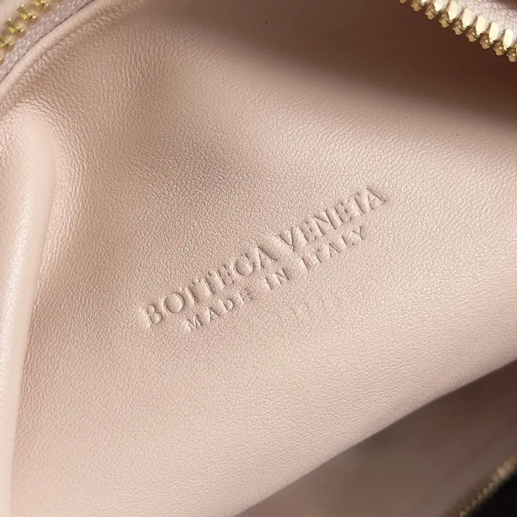 Bottega Veneta BV 690225 Small Jodie BV9107