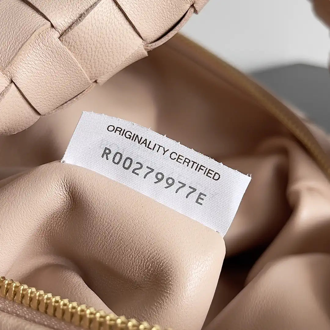 Bottega Veneta BV 690225 Small Jodie BV9107