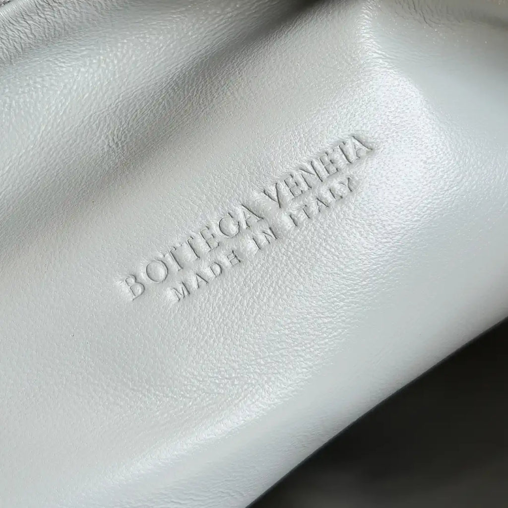 Bottega Veneta BV 690225 Small Jodie BV9108