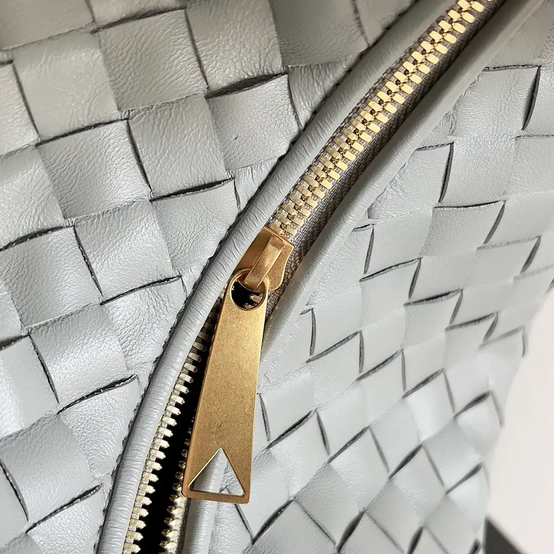 Bottega Veneta BV 690225 Small Jodie BV9108