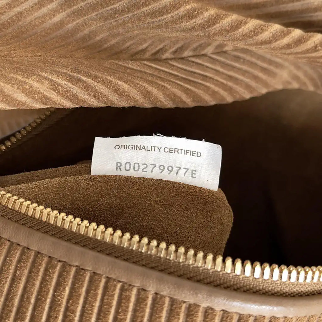 Bottega Veneta BV 690225 Small Jodie BV9110