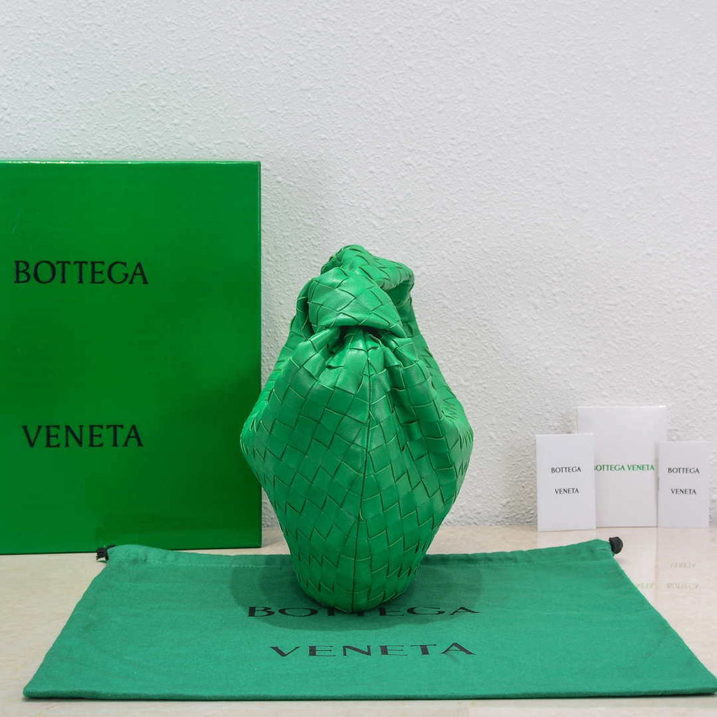 Bottega Veneta BV 690225 Teen Jodie intrecciato leather shoulder bag Green