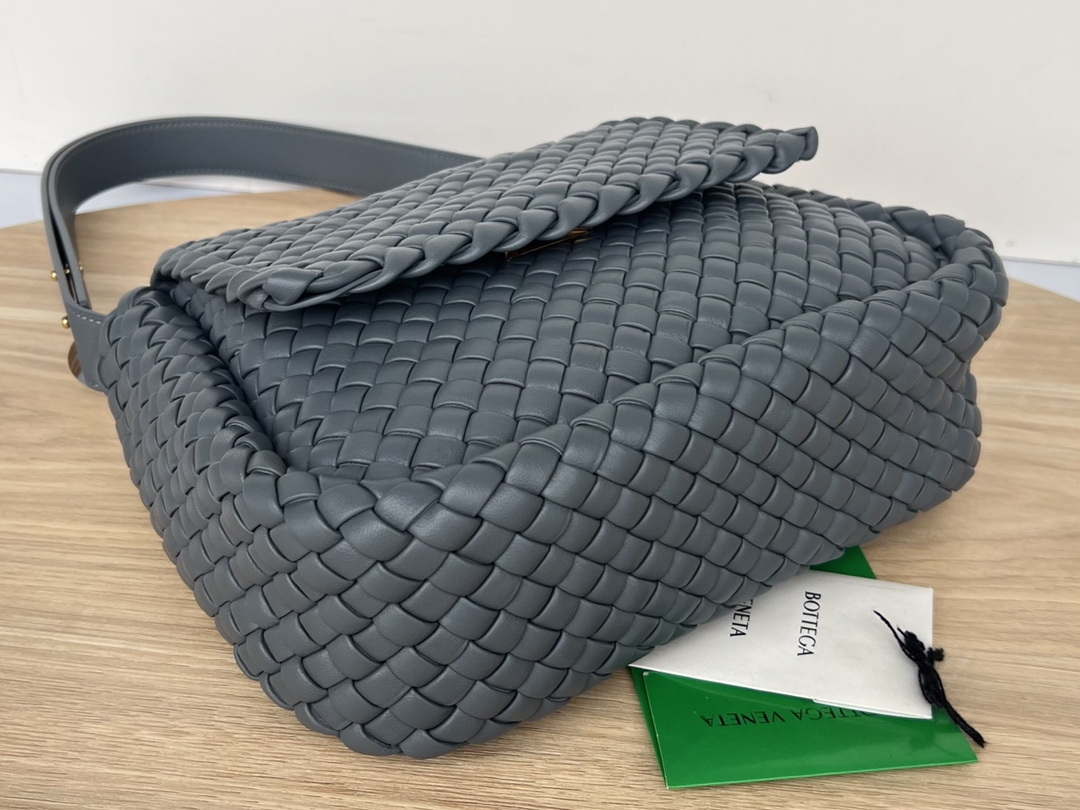 Bottega Veneta BV 709418 Small Cobble Shoulder Bag Dark Gray - Default Title - View 4
