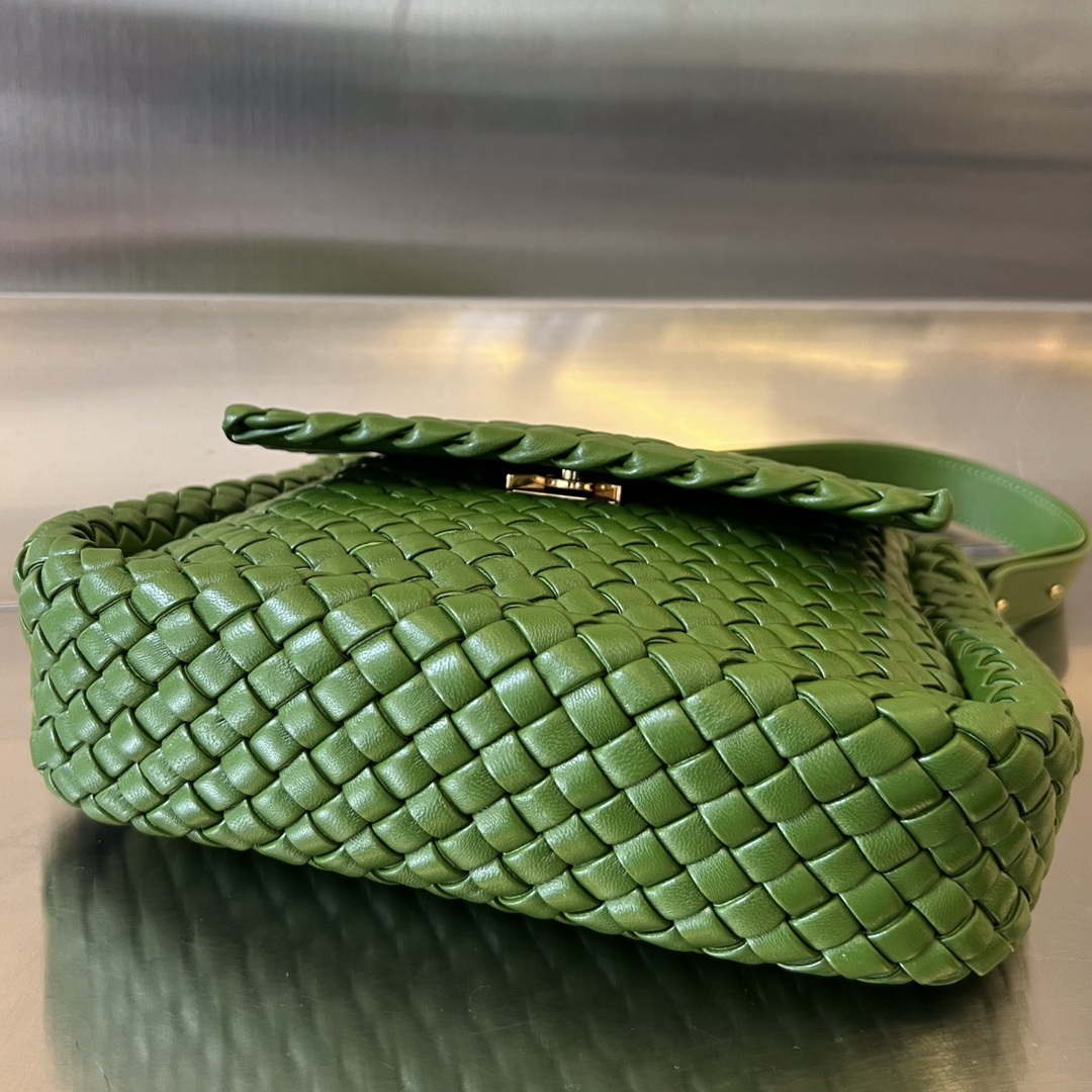 Bottega Veneta BV 709418 Small Cobble Shoulder Bag Green - Default Title - View 4