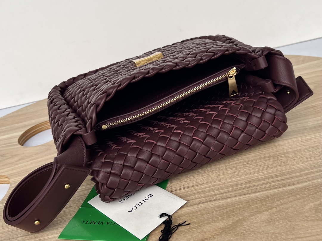 Bottega Veneta BV 709418 Small Cobble Shoulder Bag Wine Red