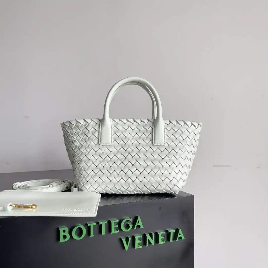 Bottega Veneta BV 709464V1OW18425 Mini Cabat Bag BV80022
