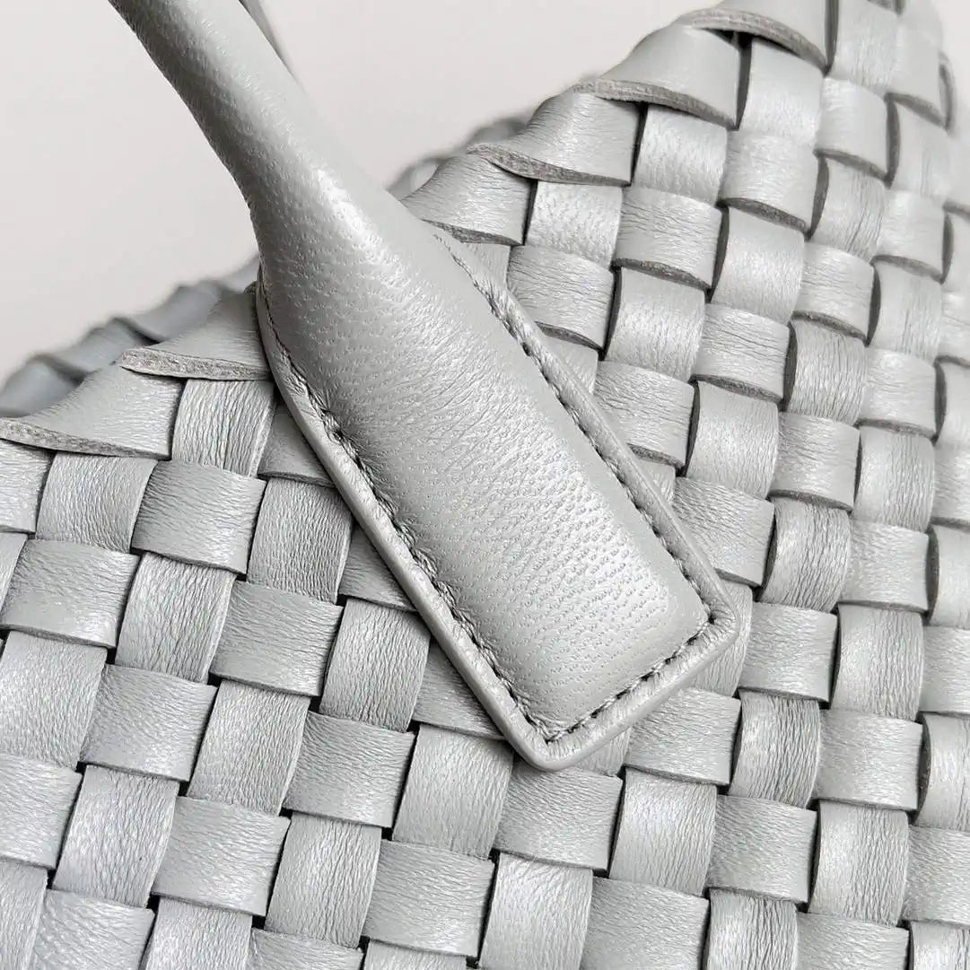 Bottega Veneta BV 709464V1OW18425 Mini Cabat Bag BV80024