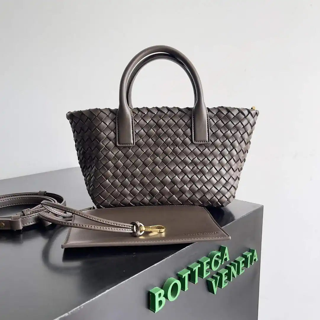 Bottega Veneta BV 709464V1OW18425 Mini Cabat Bag BV80025