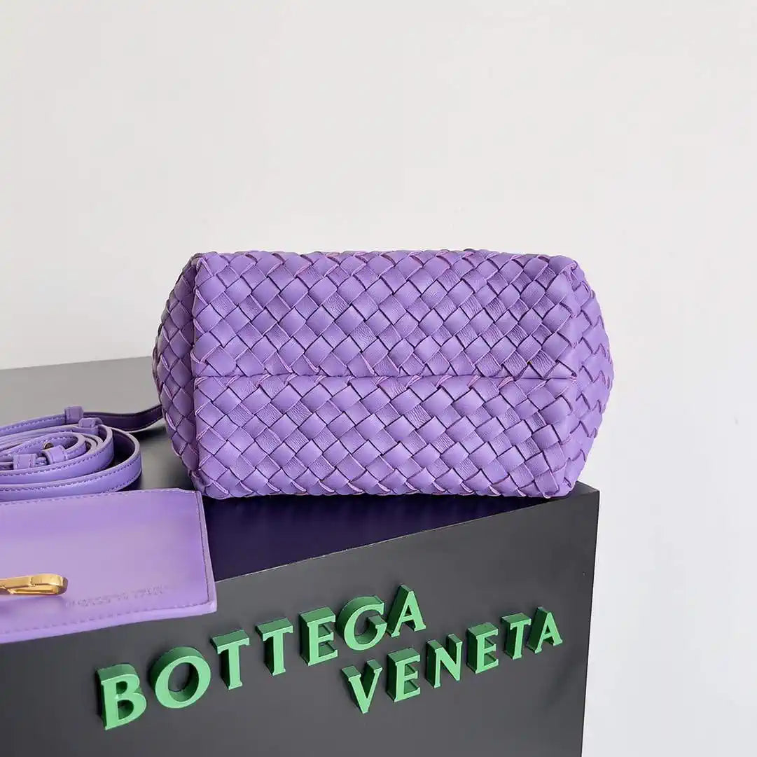 Bottega Veneta BV 709464V1OW18425 Mini Cabat Bag BV80027
