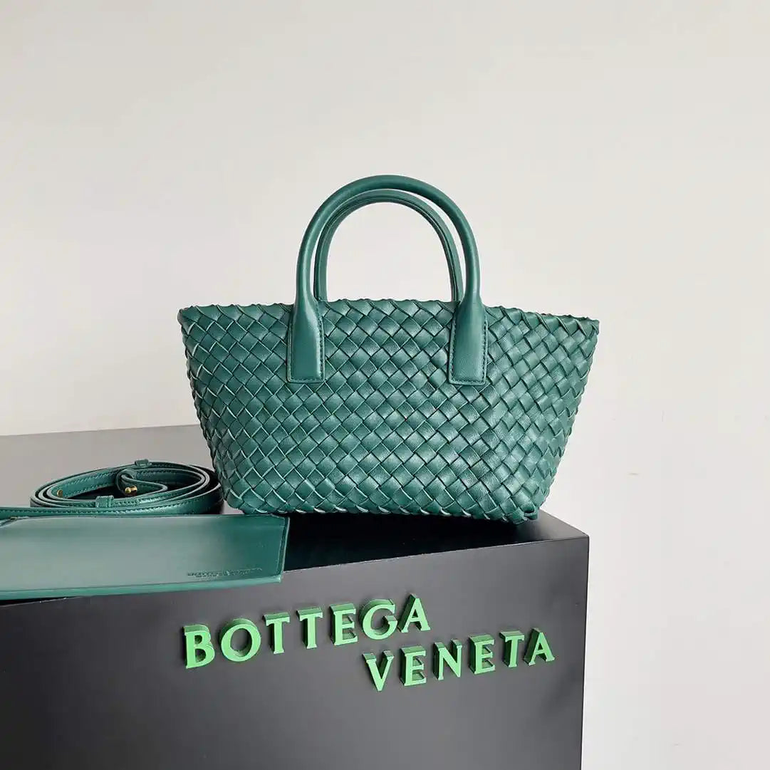 Bottega Veneta BV 709464V1OW18425 Mini Cabat Bag BV80028