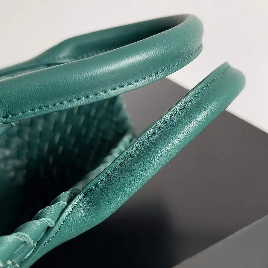 Bottega Veneta BV 709464V1OW18425 Mini Cabat Bag BV80028