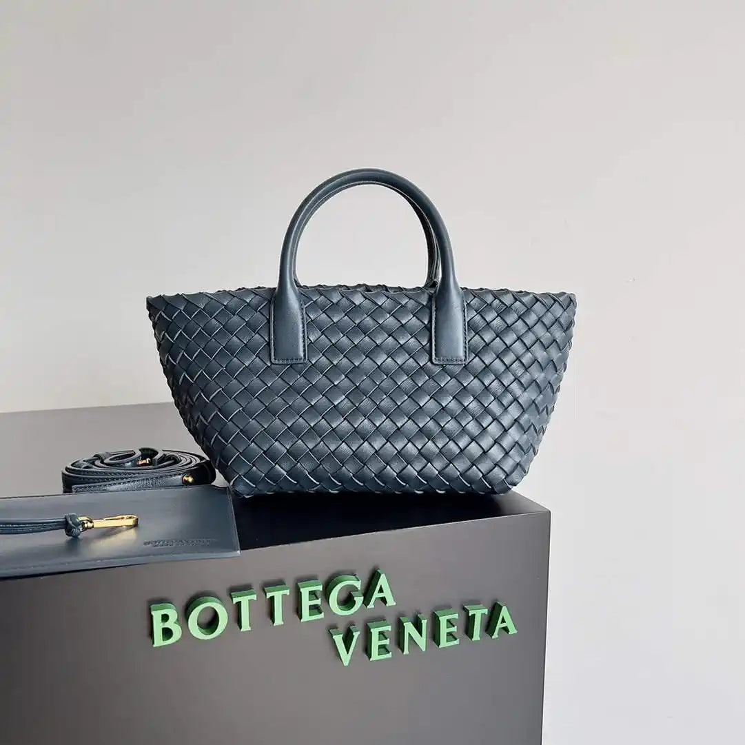 Bottega Veneta BV 709464V1OW18425 Mini Cabat Bag BV80012