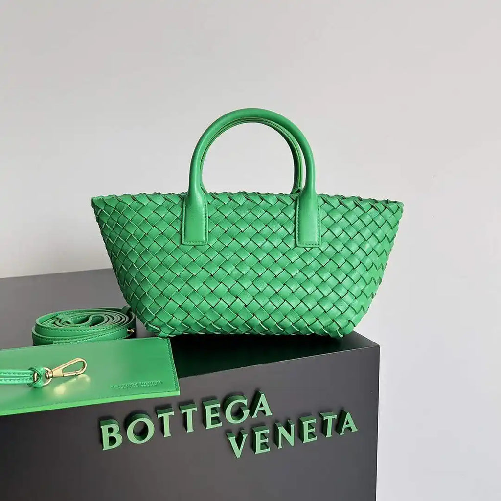 Bottega Veneta BV 709464V1OW18425 Mini Cabat Bag BV80013