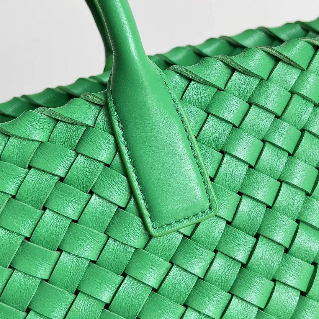 Bottega Veneta BV 709464V1OW18425 Mini Cabat Bag BV80013
