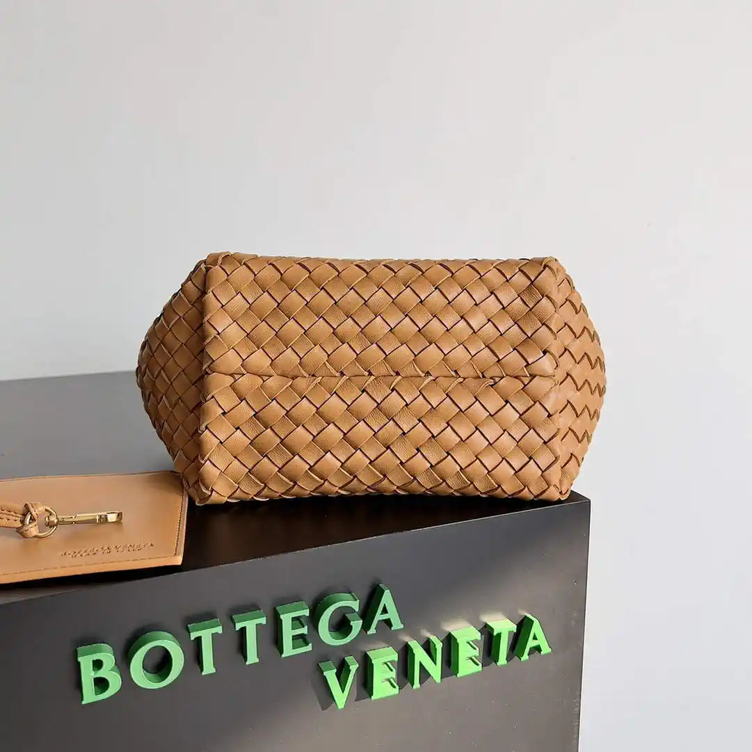 Bottega Veneta BV 709464V1OW18425 Mini Cabat Bag BV80015