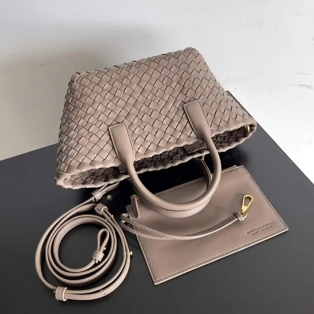 Bottega Veneta BV 709464V1OW18425 Mini Cabat Bag BV80021