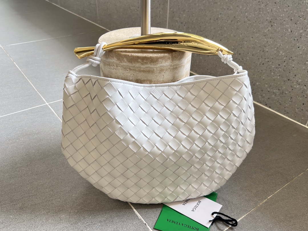 Bottega Veneta BV 716082 Sardine White - Default Title - View 1