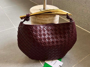 Bottega Veneta BV 716082 Sardine Wine Red - Default Title - View 1