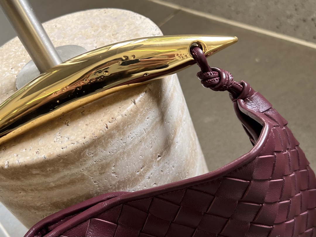 Bottega Veneta BV 716082 Sardine Wine Red - Default Title - View 5