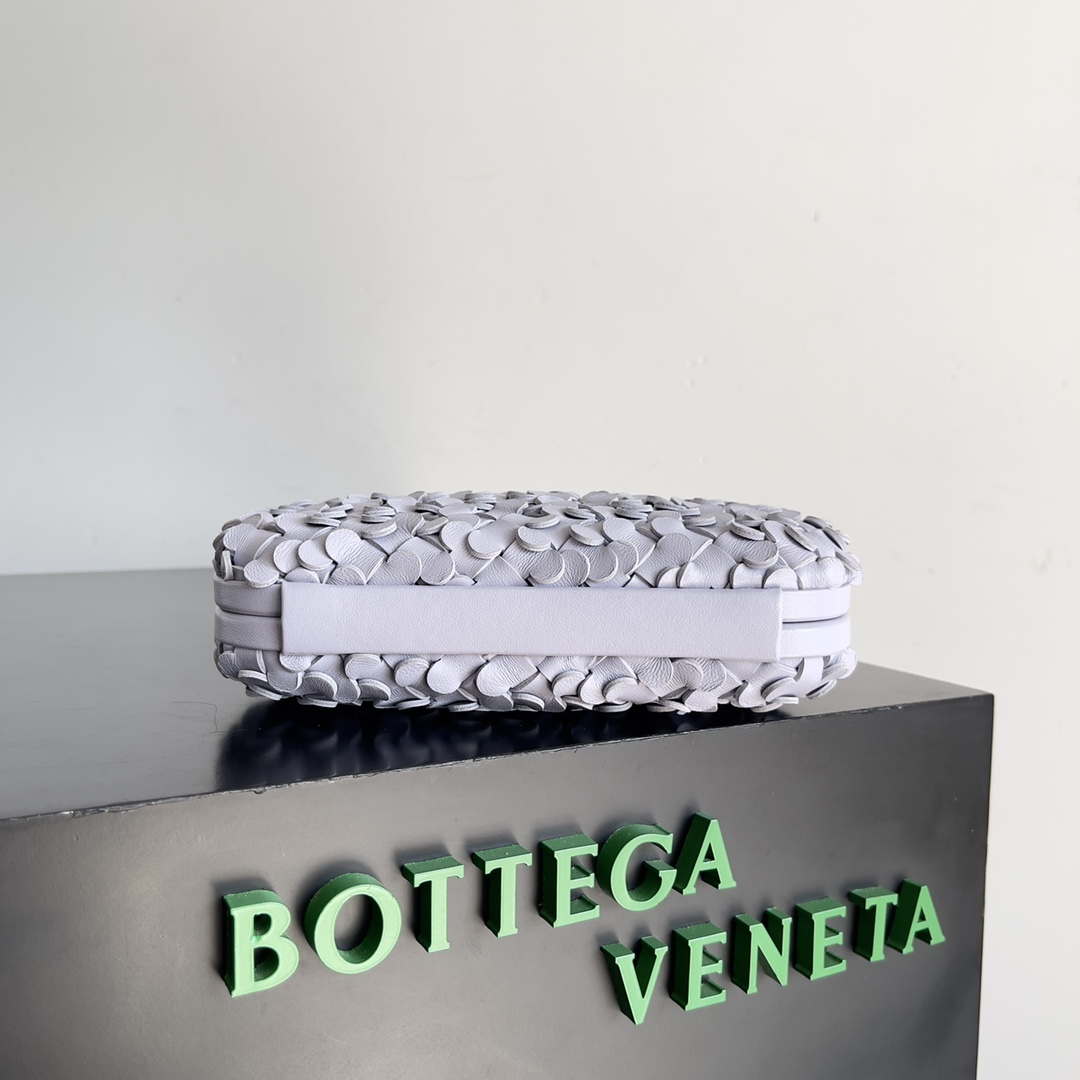 Bottega Veneta BV 717622 Knot BV10102