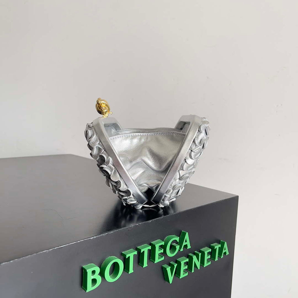 Bottega Veneta BV 717622 Knot BV10103