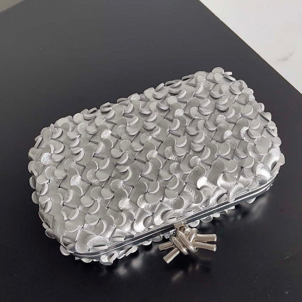 Bottega Veneta BV 717622 Knot BV10105