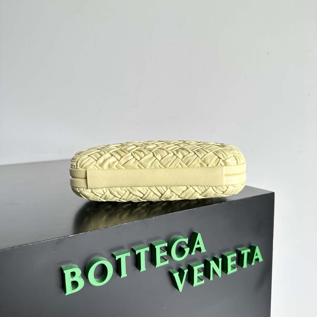 Bottega Veneta BV 717622 Knot BV10091