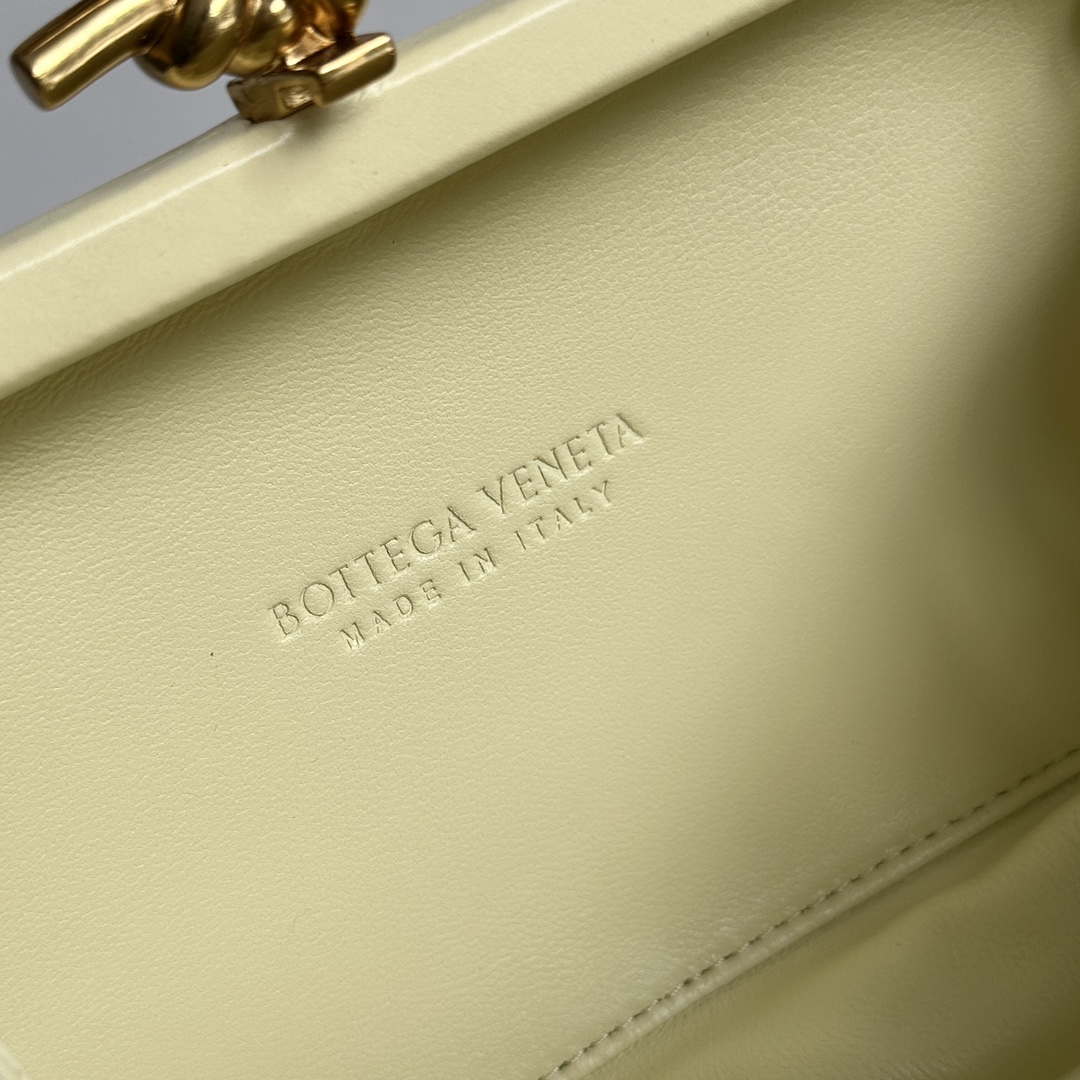Bottega Veneta BV 717622 Knot BV10091
