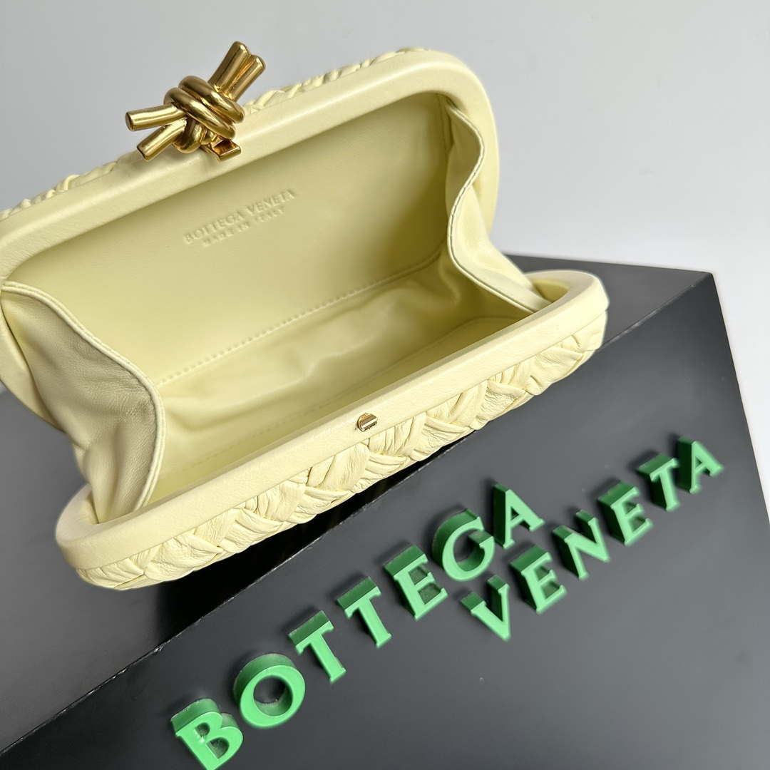 Bottega Veneta BV 717622 Knot BV10091