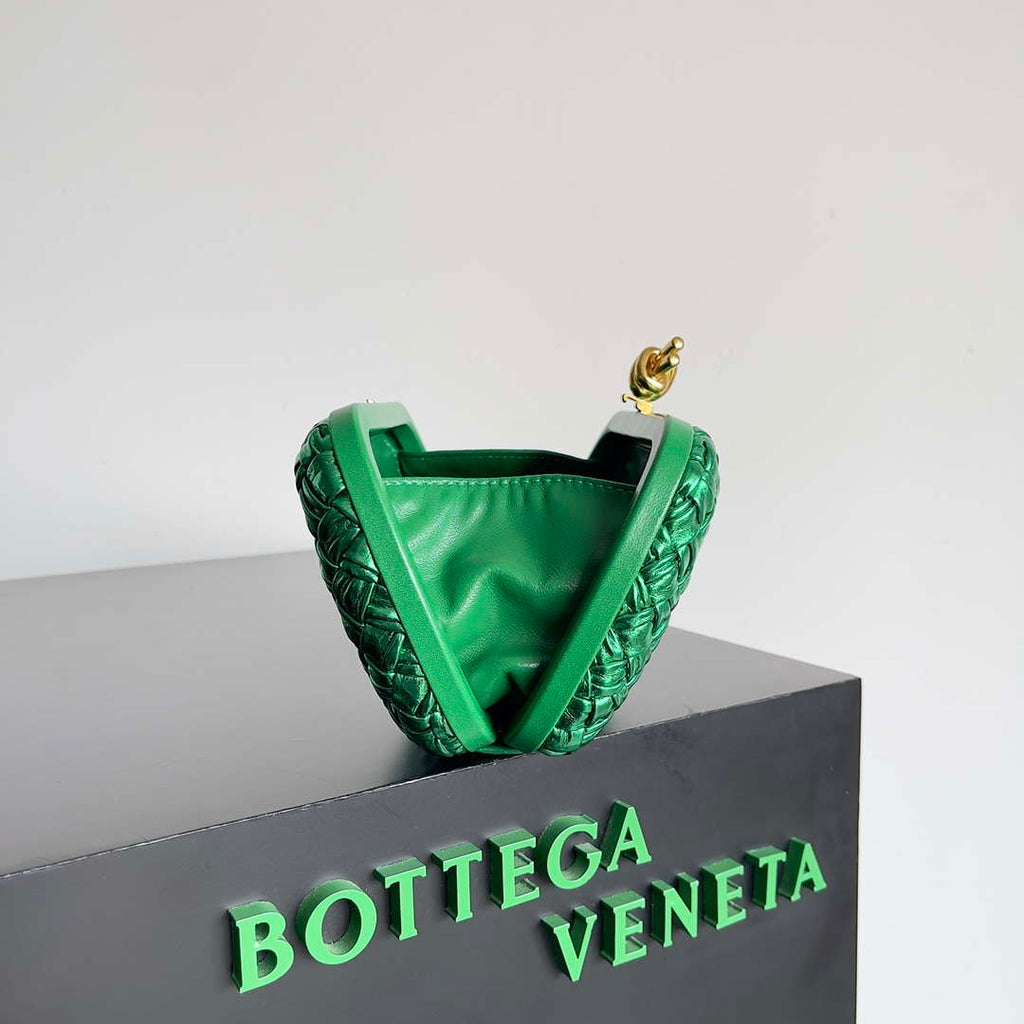 Bottega Veneta BV 717622 Knot BV10092