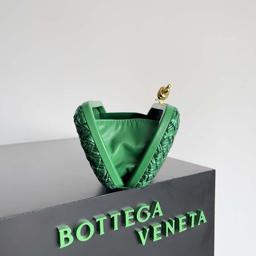 Bottega Veneta BV 717622 Knot BV10092