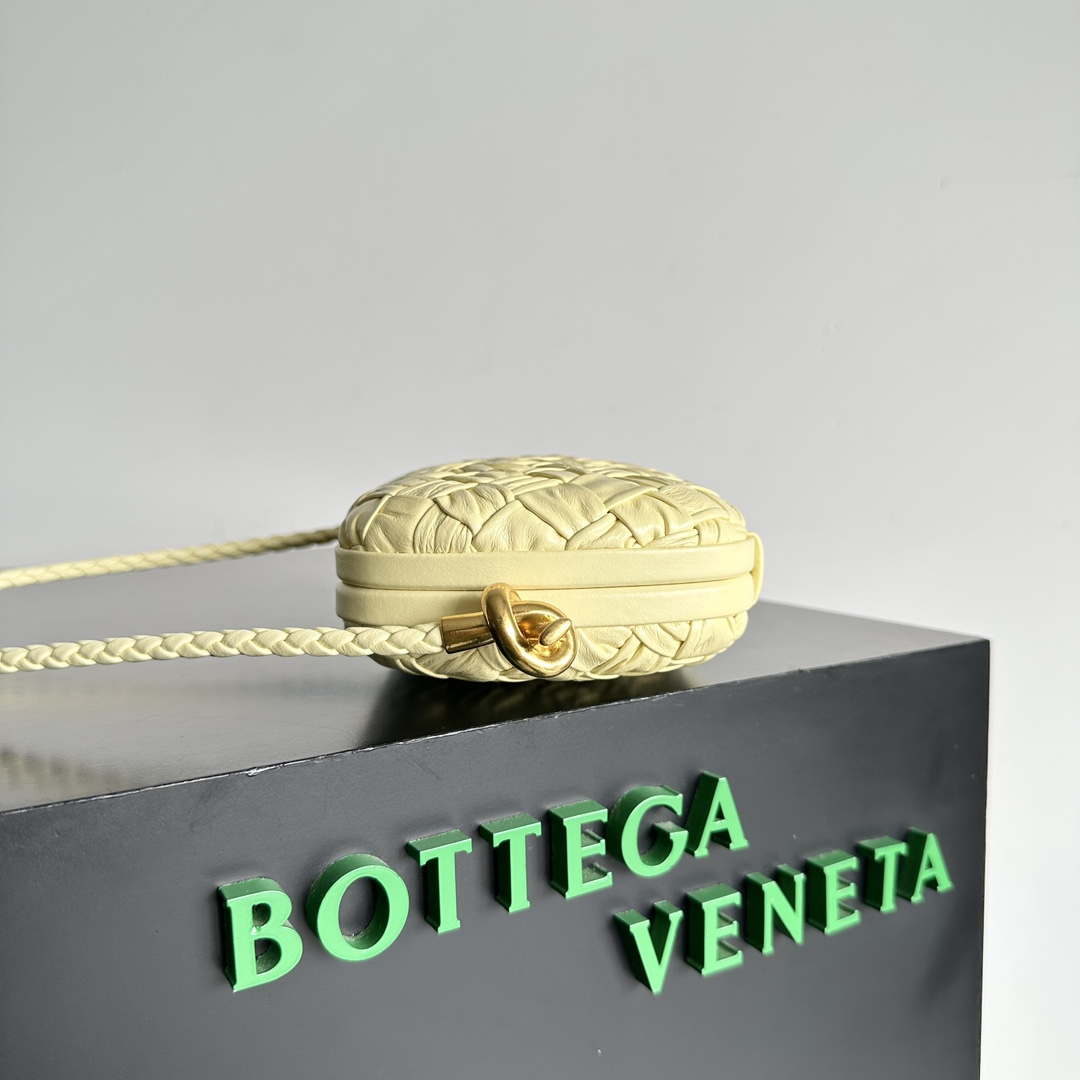 Bottega Veneta BV 717623 Knot Small Handbag With Strap BV10110 - Default Title - View 2