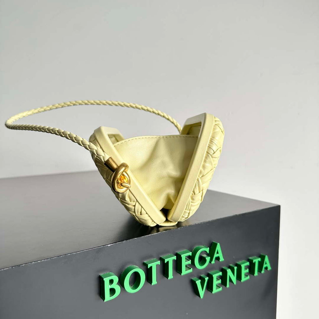 Bottega Veneta BV 717623 Knot Small Handbag With Strap BV10110