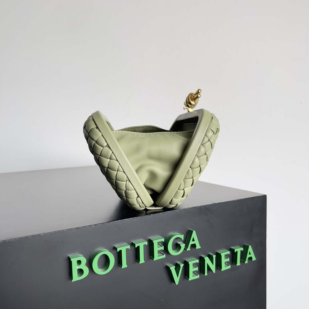 Bottega Veneta BV 717622 Knot BV10093