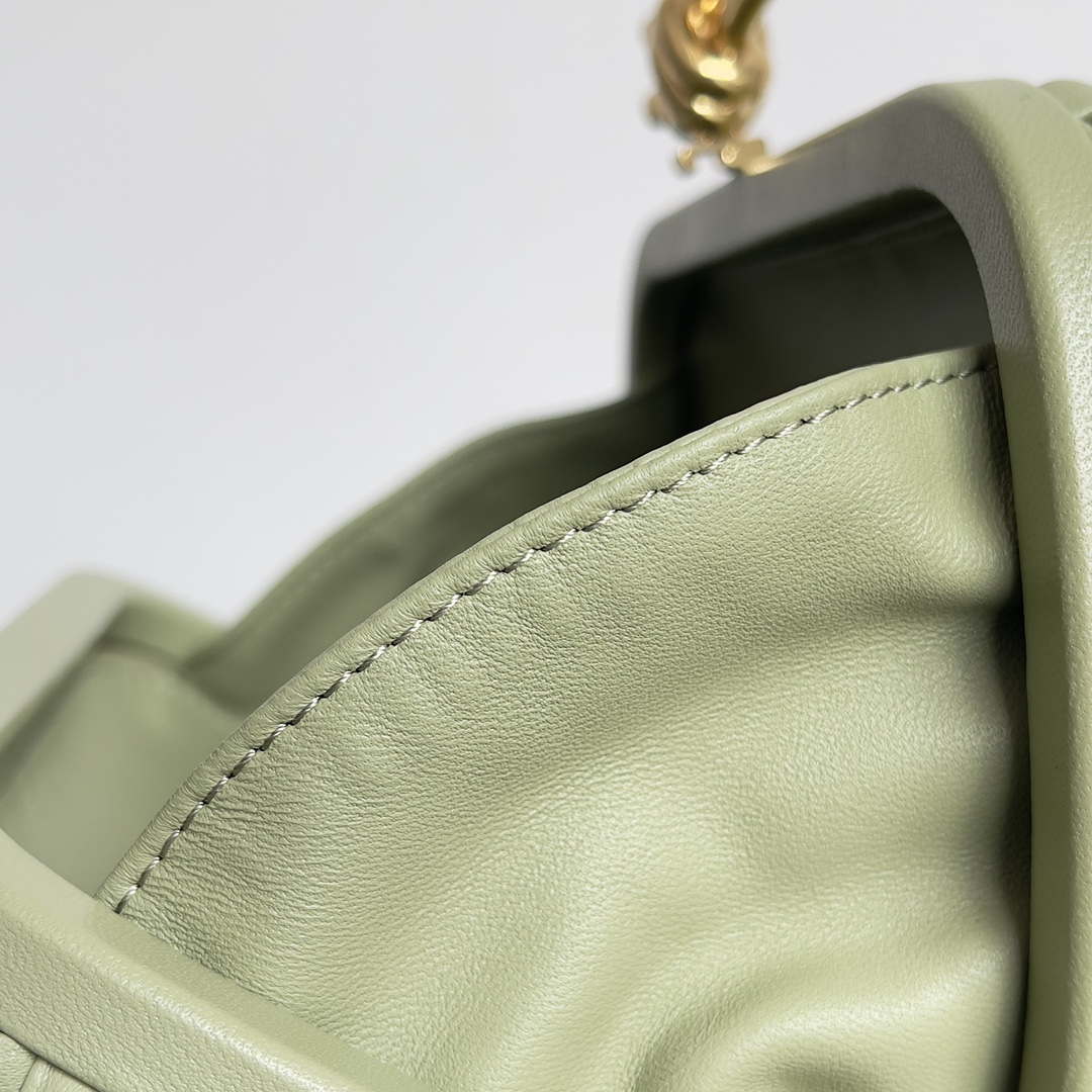 Bottega Veneta BV 717622 Knot BV10093