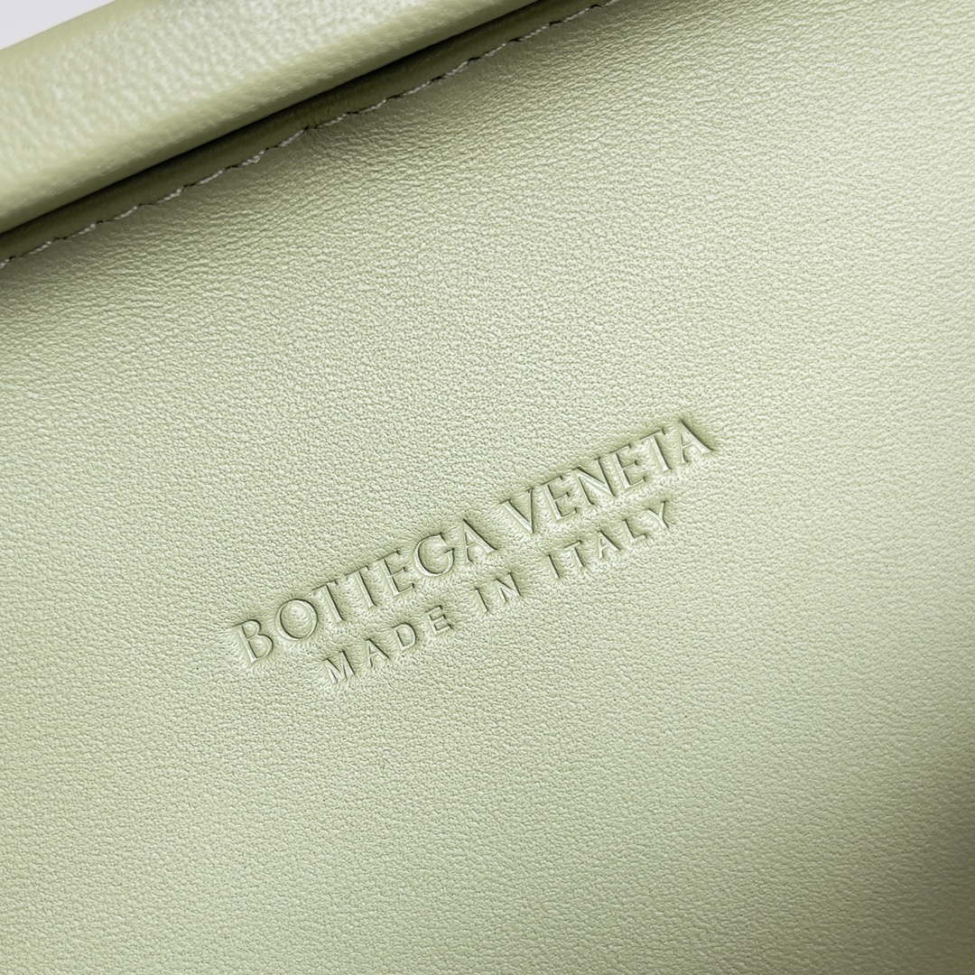 Bottega Veneta BV 717622 Knot BV10093