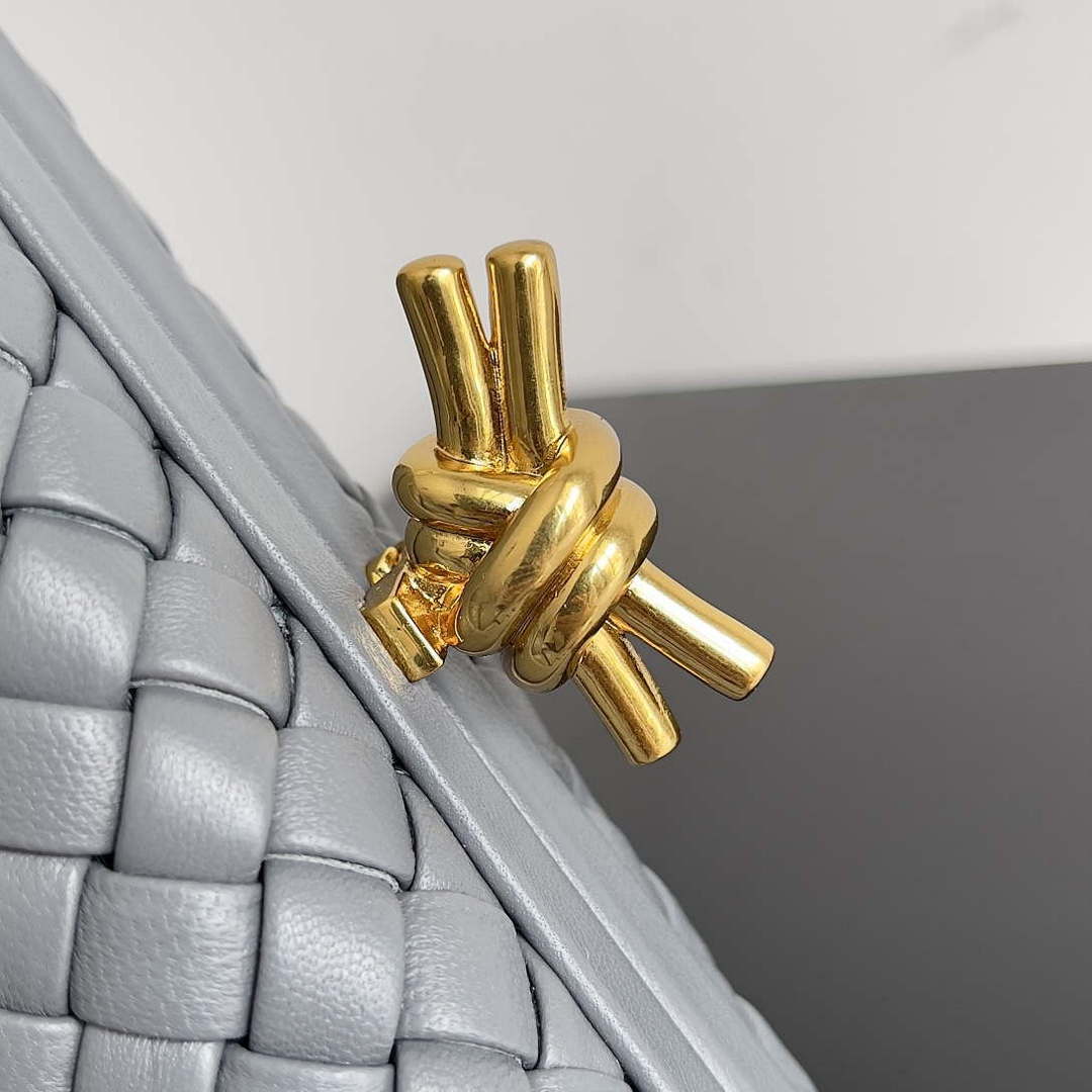 Bottega Veneta BV 717622 Knot BV10094