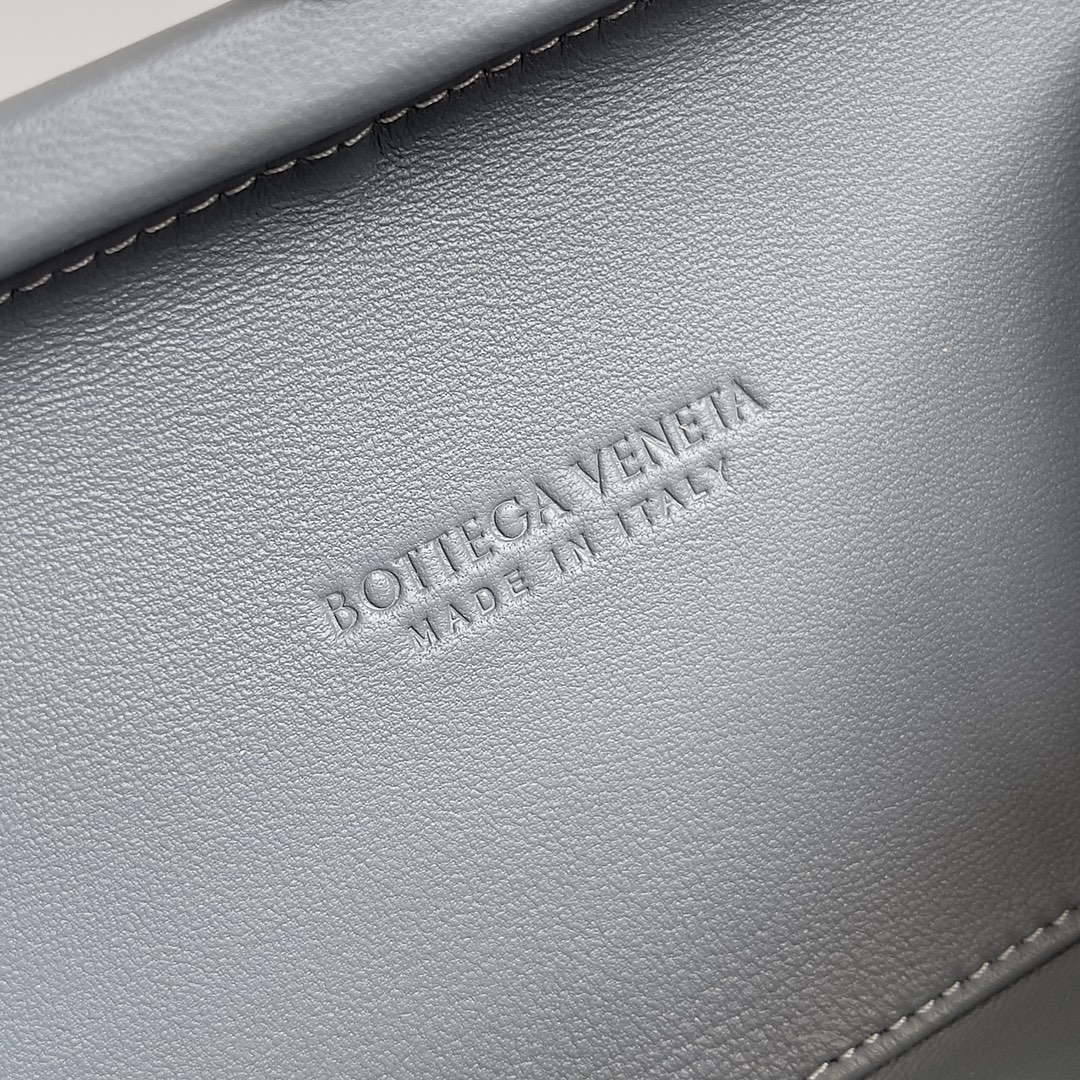 Bottega Veneta BV 717622 Knot BV10094