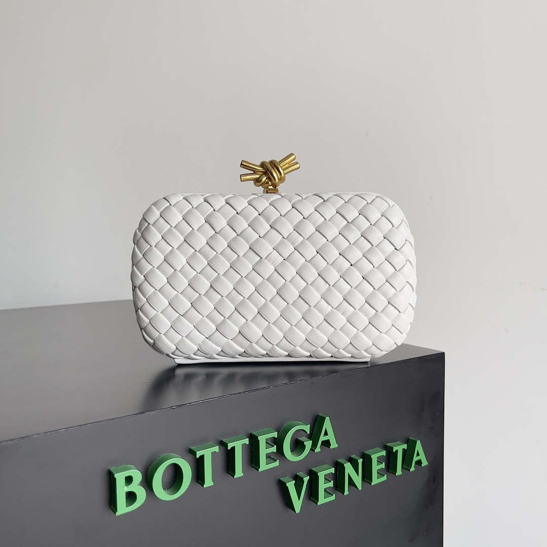 Bottega Veneta BV 717622 Knot BV10098 - Default Title - View 1