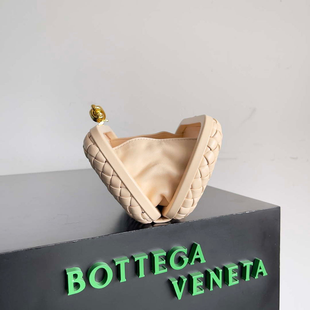 Bottega Veneta BV 717622 Knot BV10100