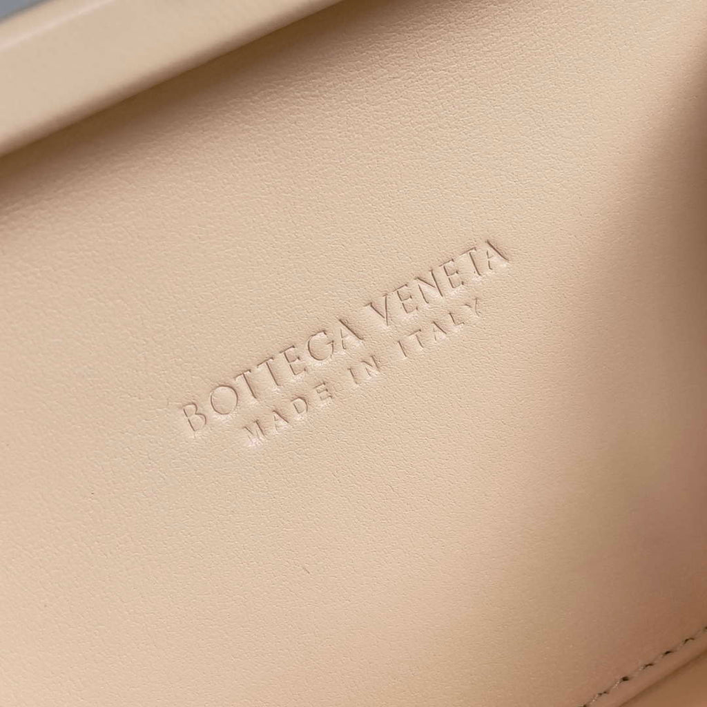 Bottega Veneta BV 717622 Knot BV10100