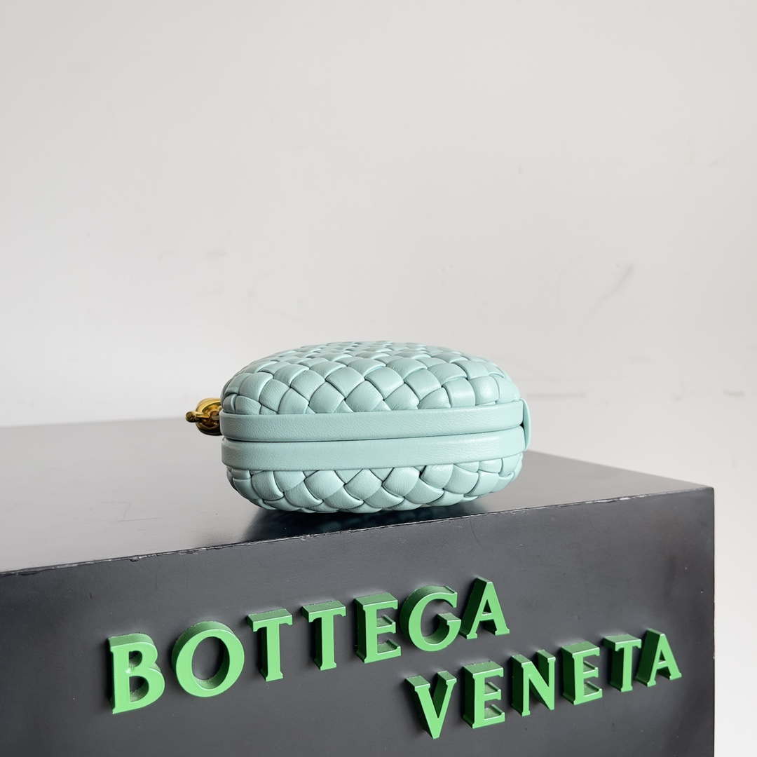 Bottega Veneta BV 717622 Knot BV10101