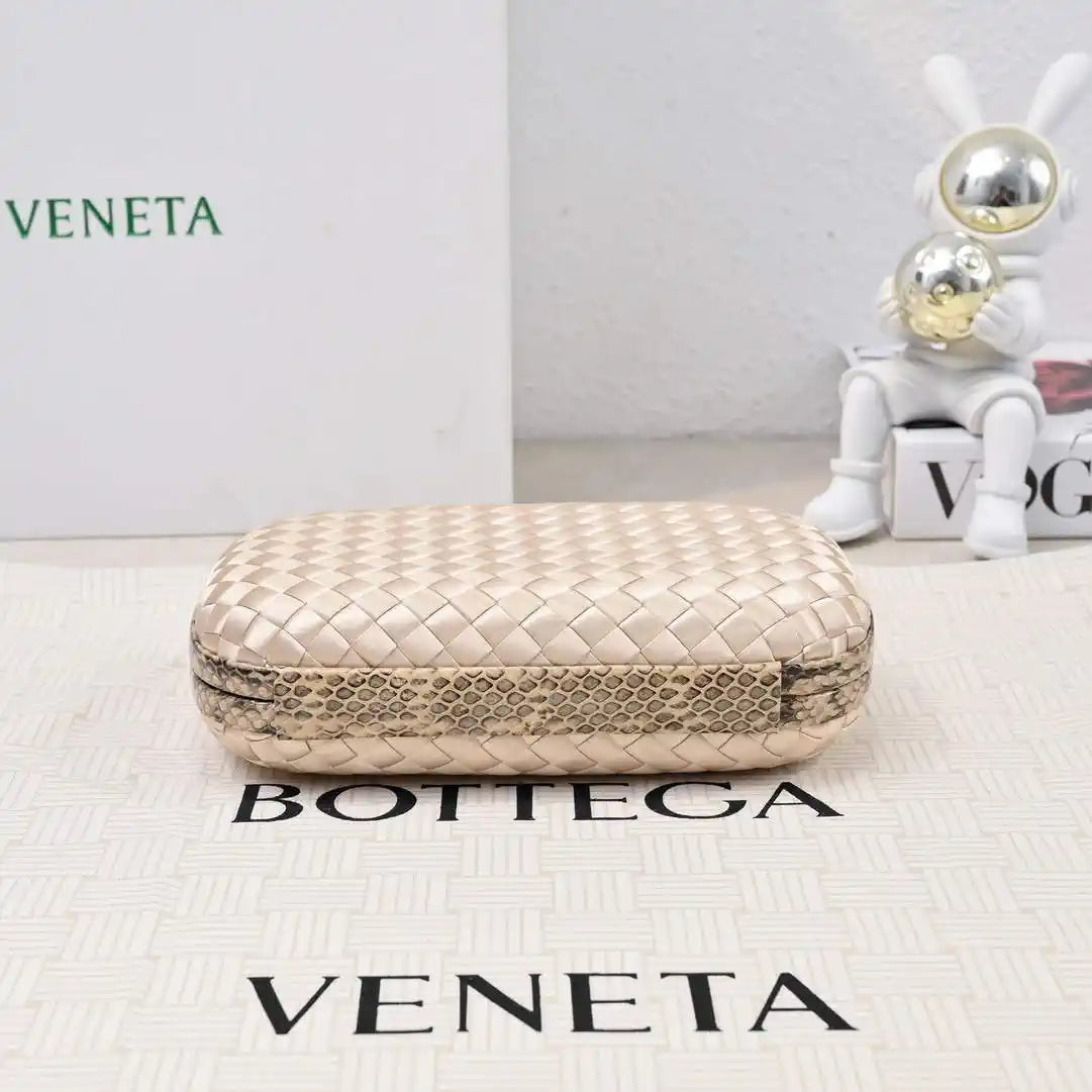 Bottega Veneta BV 717622V01D12929 Knot BV10132