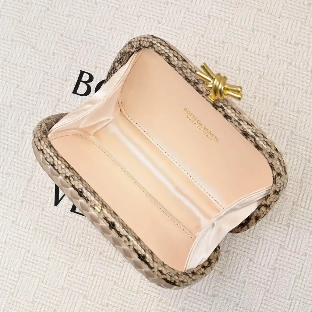 Bottega Veneta BV 717622V01D12929 Knot BV10132