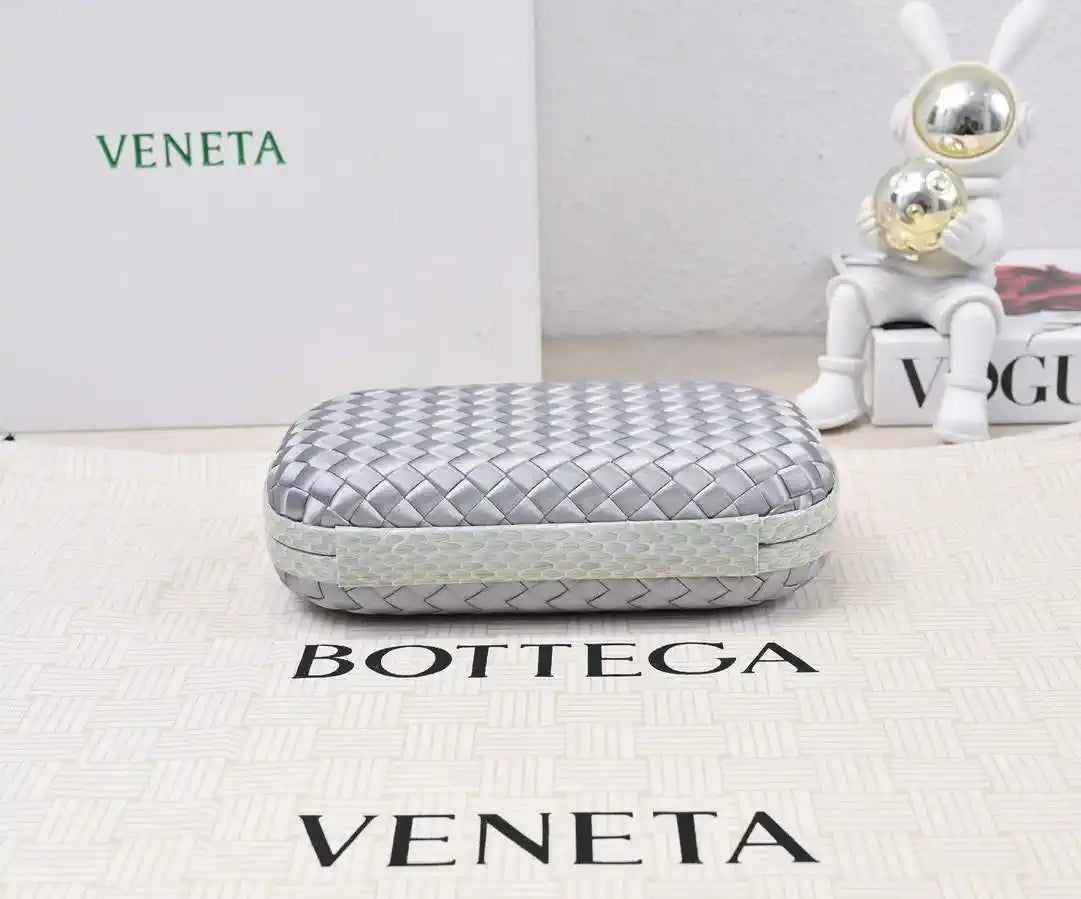 Bottega Veneta BV 717622V01D12929 Knot BV10133