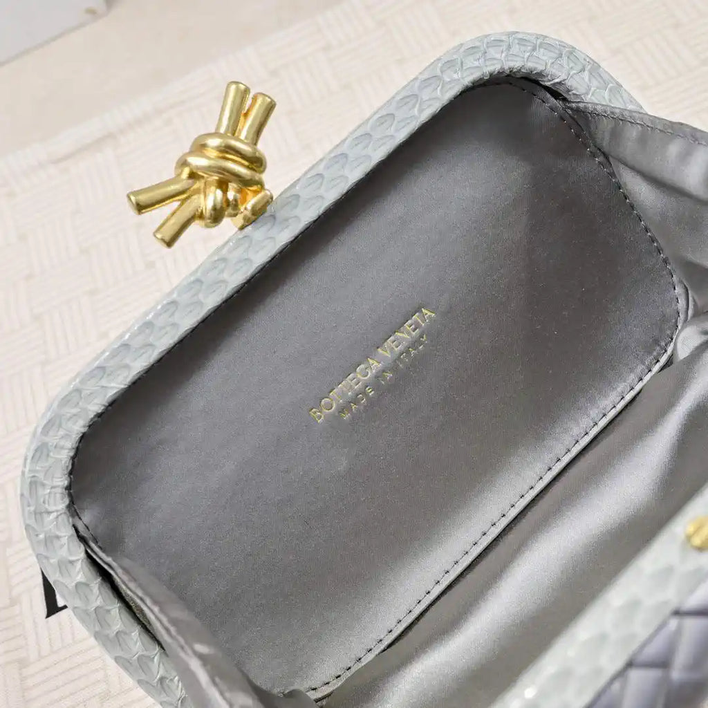 Bottega Veneta BV 717622V01D12929 Knot BV10133